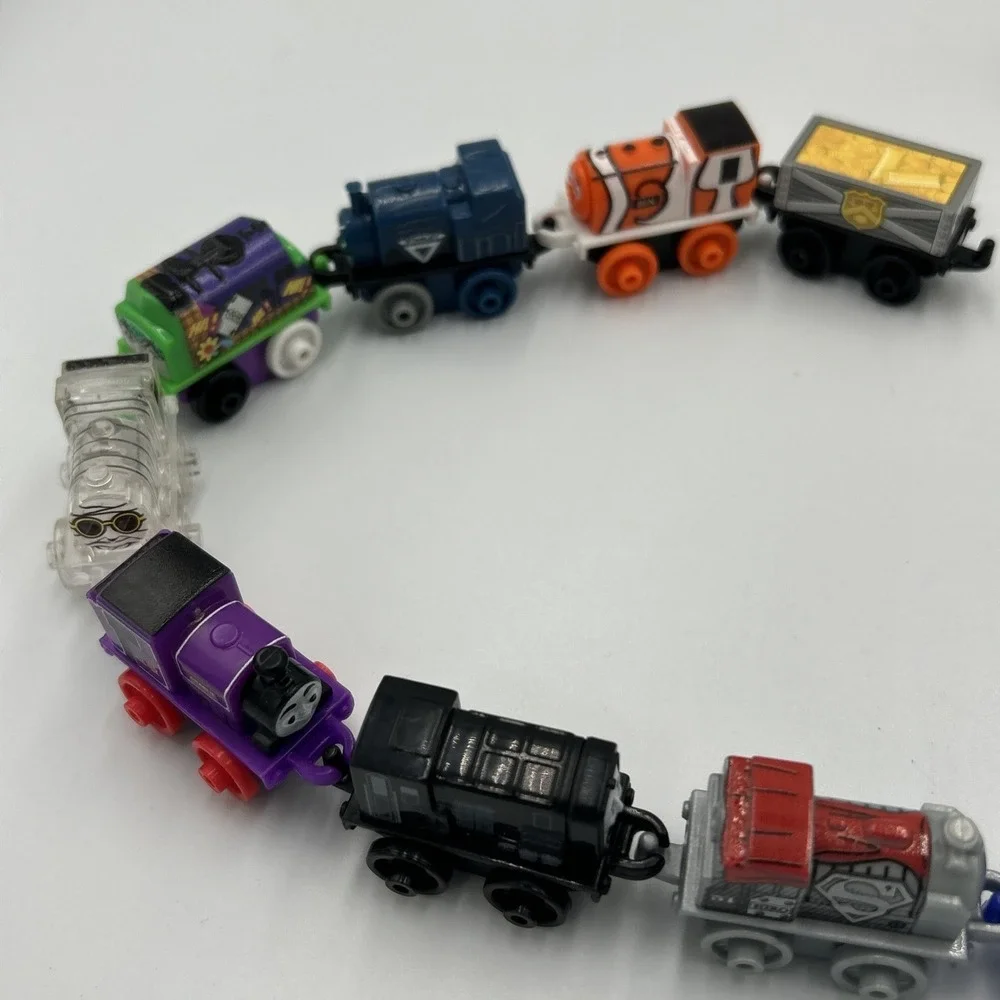 Mattel Thomas The Train & Friends Mini Halloween Set (16) Train Cars Super Heros